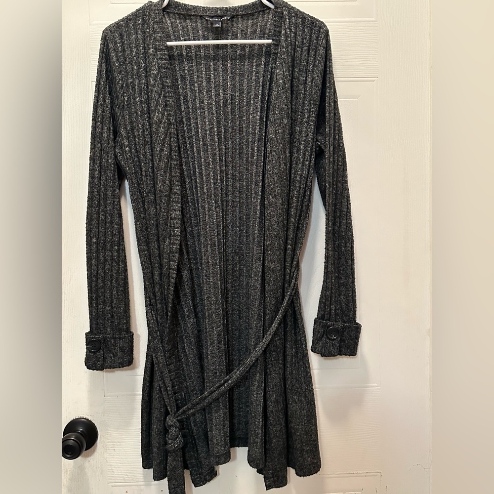 Signature Studio Cardigan Size M